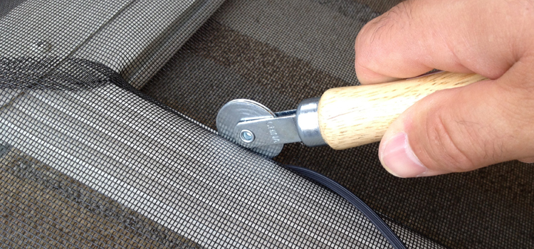 metal screen door repair in Escalon